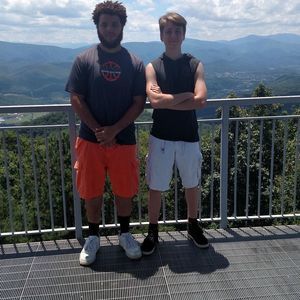 Meet your Posher, Aaron